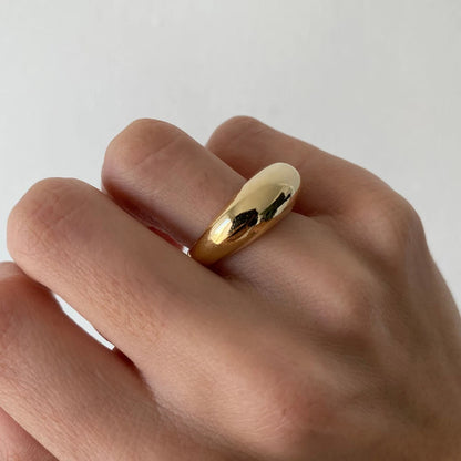 Aura Arc Ring