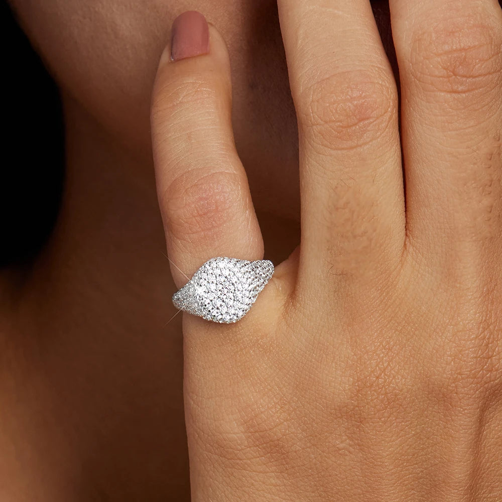 Eternal Moissanite Band