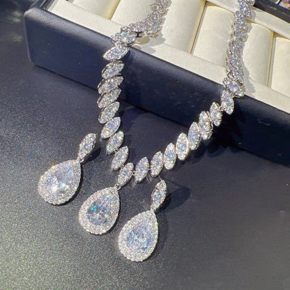 New In Imitation Moissanite Diamond Jewelry Set Explosion Flash Hot New Luxury Pendant Necklace Female Earrings Set