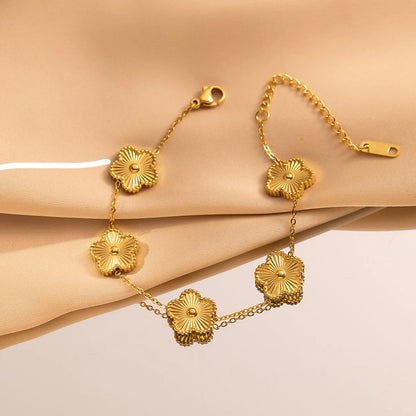 Luxury Laser 5 Clover Flower Charm Bracelet for Women Girl Trend Chain Wristlet Bangle Stainless Steel Brand Jewelry Party Gift