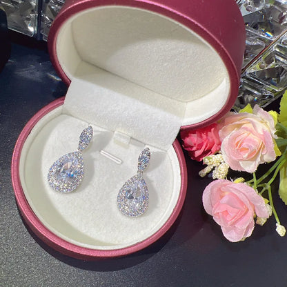 New In Imitation Moissanite Diamond Jewelry Set Explosion Flash Hot New Luxury Pendant Necklace Female Earrings Set